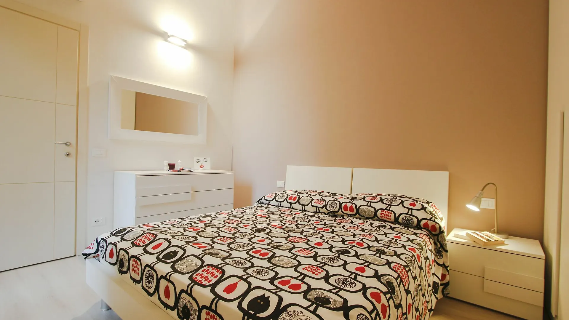 Tuscany-Villarentals - San Lorenzo Florence 0*,